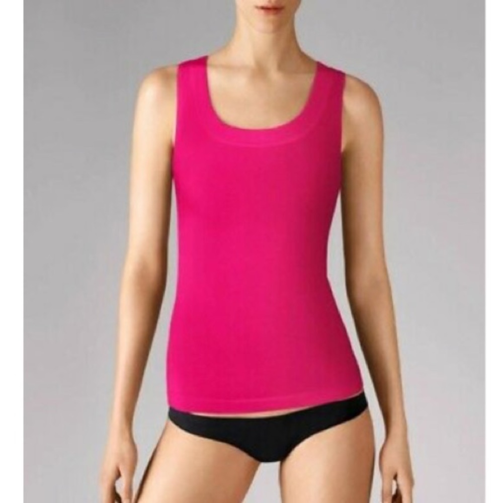 NWT WOLFORD ATHENTS TOP in HEARTBEAT